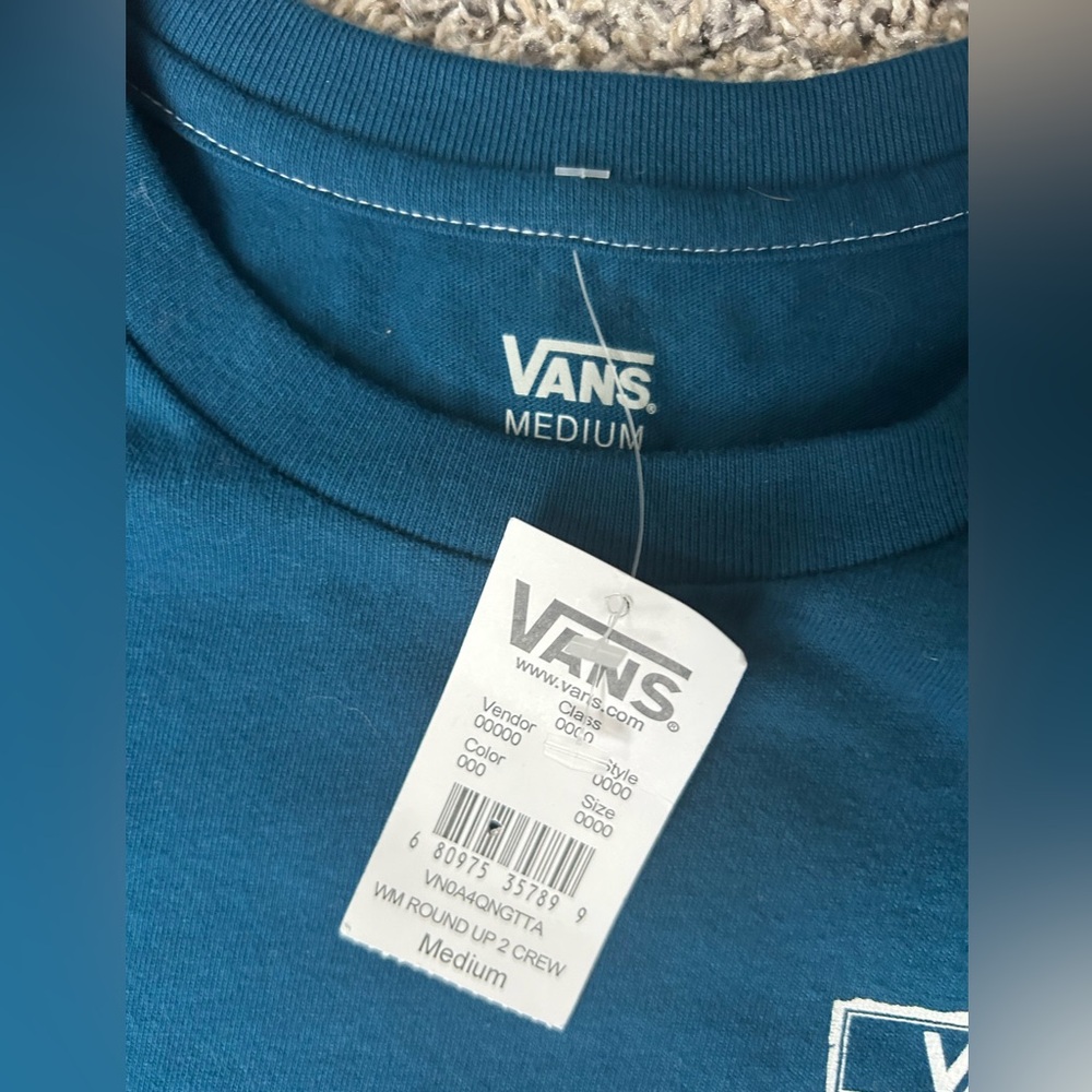 NWT Vans Women’s size Medium “Off the Wall” T-shirt - Picture 4 of 7